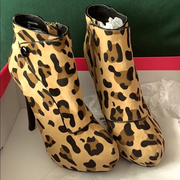 Women’s Cheetah Print High Heels Boots - Picture 3 of 9
